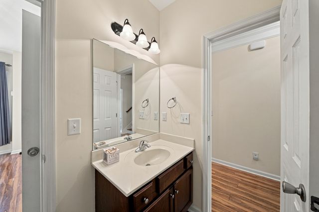 2521 Pennington Bend Rd Apt 211, Nashville, TN 37214