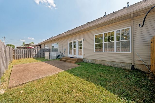 2521 Pennington Bend Rd Apt 211, Nashville, TN 37214