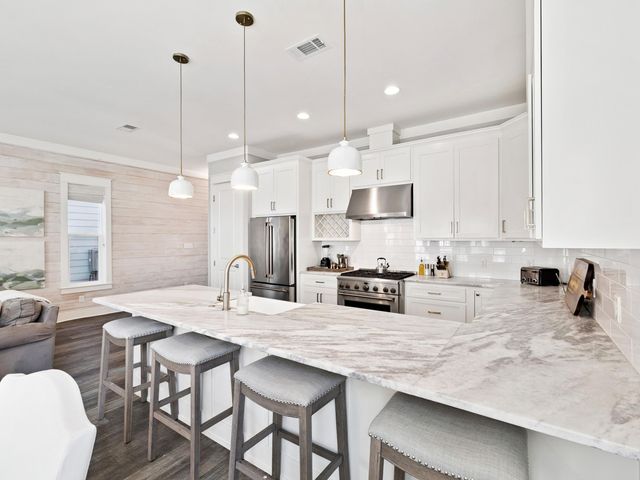 102 Flip Flop Lane, Seacrest, FL 32461