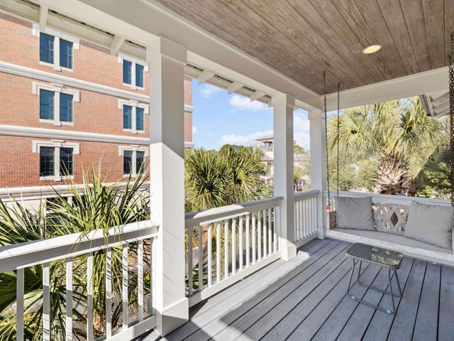 102 Flip Flop Lane, Seacrest, FL 32461