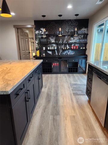 16405 NE 16th Place, Bellevue, WA 98008