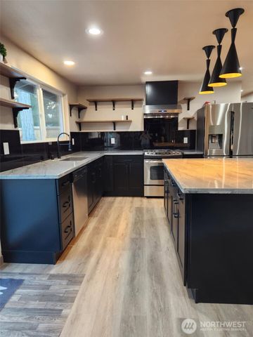 16405 NE 16th Place, Bellevue, WA 98008