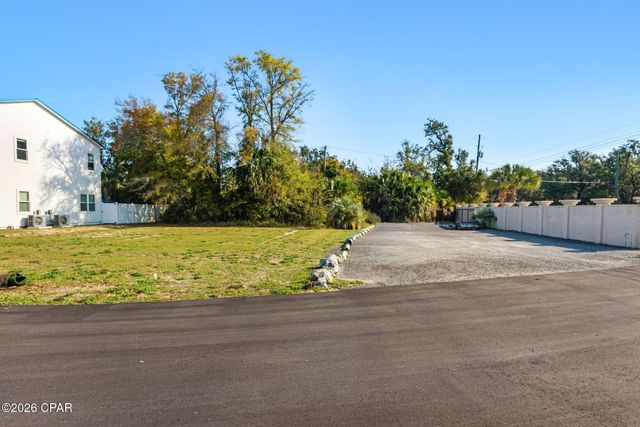 5116 Blue Harbor Drive, Panama City, FL 32404