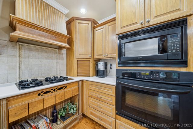 20302 S River Ranch Road W, Claremore, OK 74019