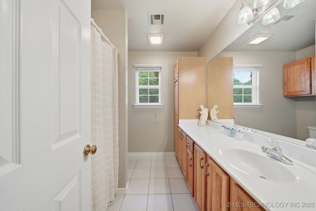 20302 S River Ranch Road W, Claremore, OK 74019