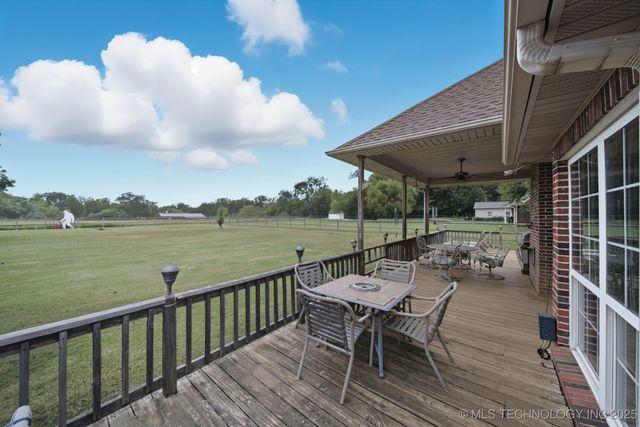 20302 S River Ranch Road W, Claremore, OK 74019