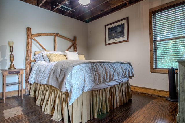 1294 River Road, Colbert, OK 74733