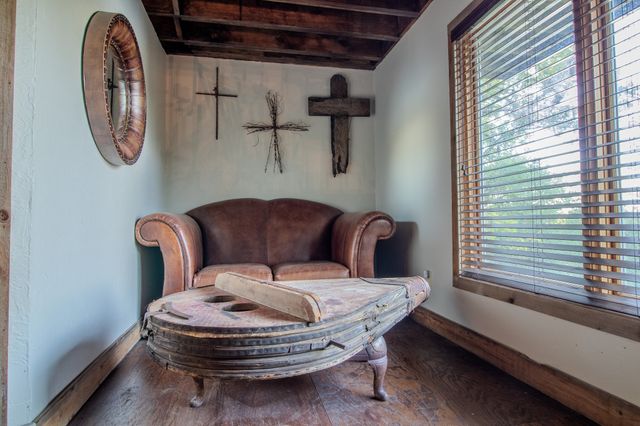 1294 River Road, Colbert, OK 74733