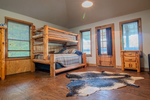 1294 River Road, Colbert, OK 74733