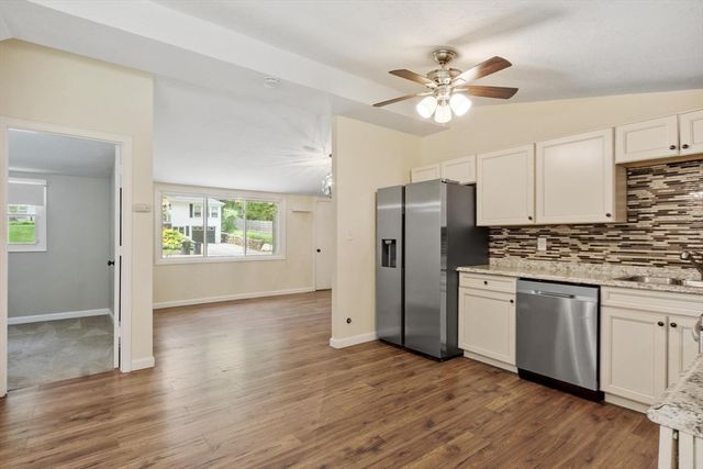 192 Reservoir St, Holden, MA 01520