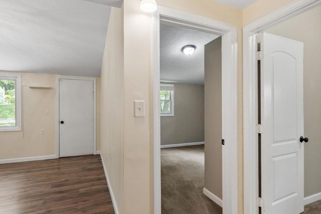 192 Reservoir St, Holden, MA 01520