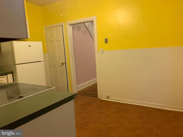 225 WASHINGTON ST, Bristol, PA 19007