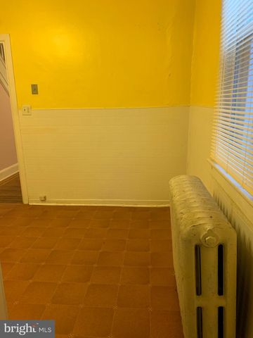 225 WASHINGTON ST, Bristol, PA 19007