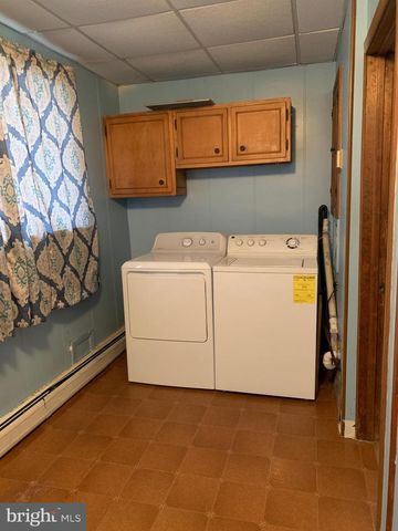 225 WASHINGTON ST, Bristol, PA 19007