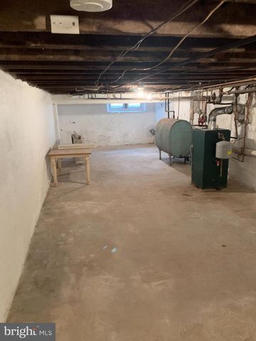 225 WASHINGTON ST, Bristol, PA 19007