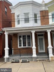 225 WASHINGTON ST, Bristol, PA 19007