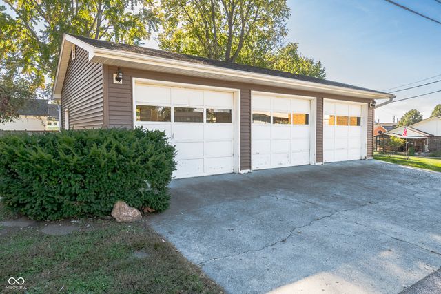 490 N Jefferson Street, Martinsville, IN 46151