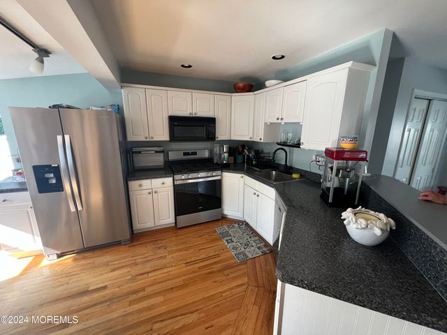 509 Riverwood Park, Point Pleasant, NJ 08742