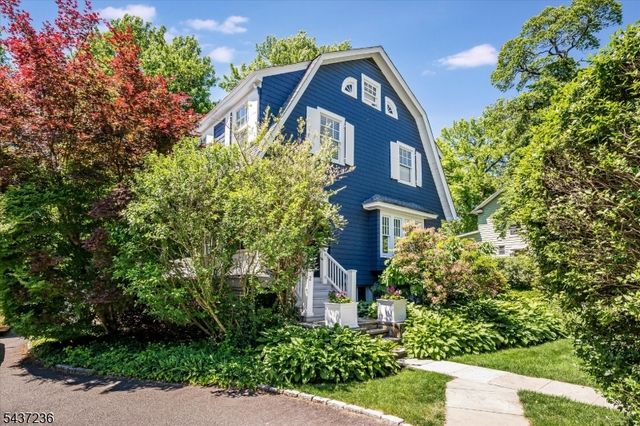 2 Harvard St, Montclair Twp., NJ 07042