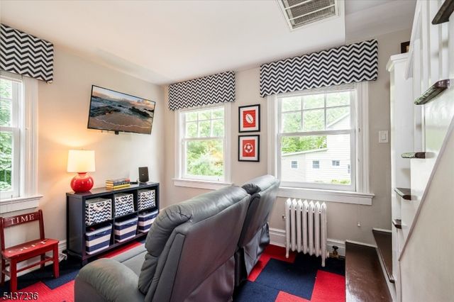2 Harvard St, Montclair Twp., NJ 07042