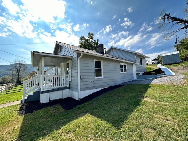 463 Manville Road, Gate City, VA 24251