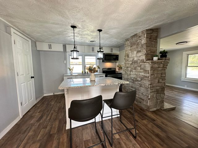 463 Manville Road, Gate City, VA 24251