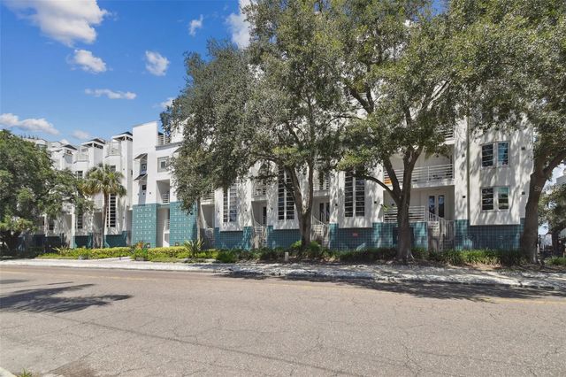 4950 BAYSHORE BOULEVARD 30, Tampa, FL 33611