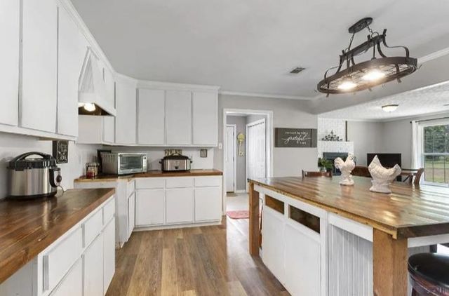 16012 La Hwy 431, Prairieville, LA 70769