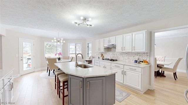 608 Dewitt Drive, Highland Heights, OH 44143