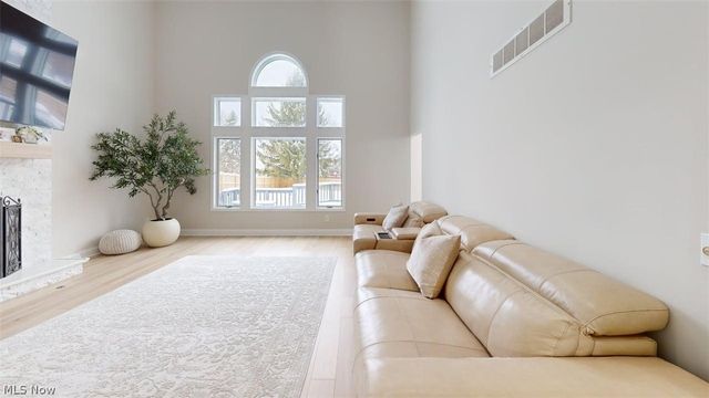 608 Dewitt Drive, Highland Heights, OH 44143