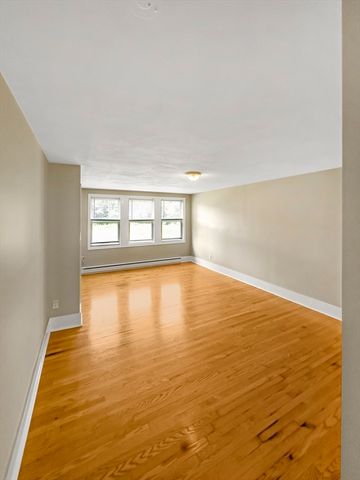 109 Hampshire Road 2, Methuen, MA 01844