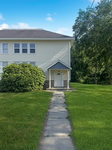 109 Hampshire Road 2, Methuen, MA 01844