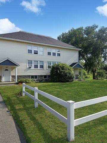 109 Hampshire Road 2, Methuen, MA 01844