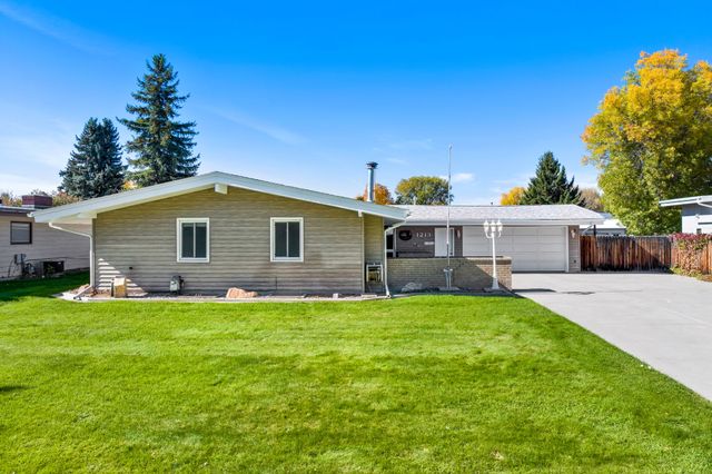 1213 Buena Drive, Great Falls, MT 59404 property photo