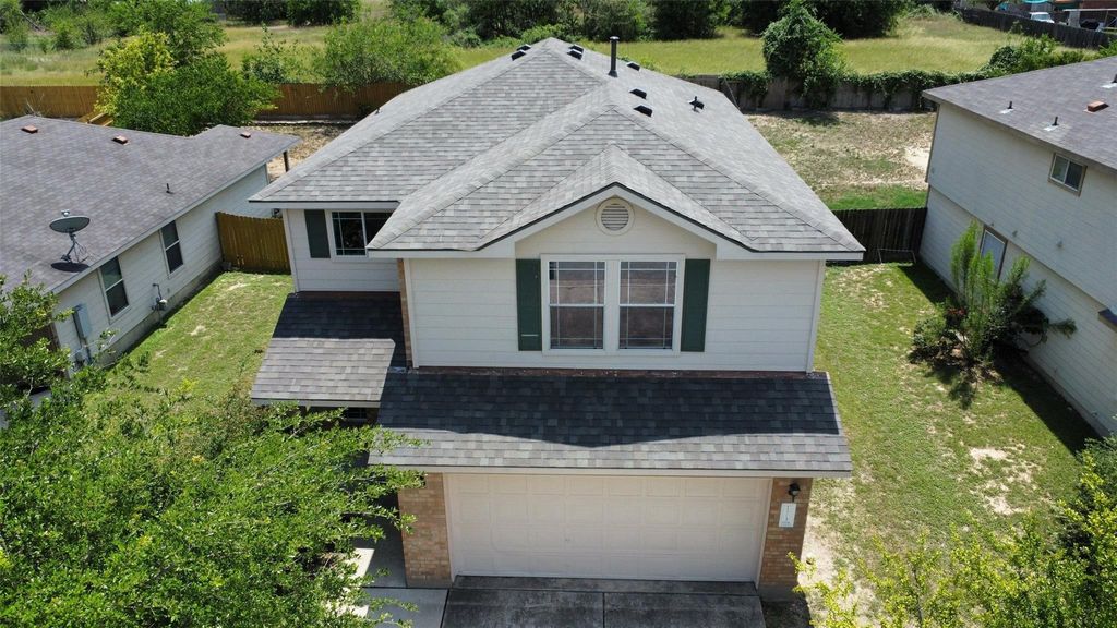 173 Ruby Lake DR, Kyle, TX 78640