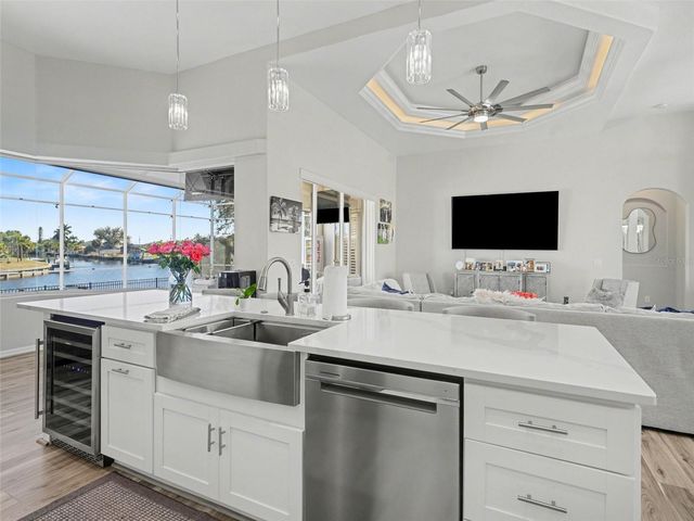 4256 BEACH VIEW COURT, Port Charlotte, FL 33948