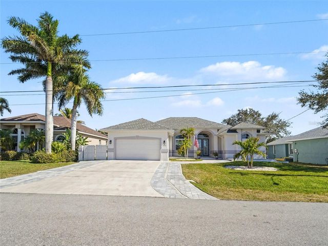 4256 BEACH VIEW COURT, Port Charlotte, FL 33948