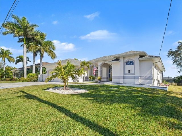 4256 BEACH VIEW COURT, Port Charlotte, FL 33948