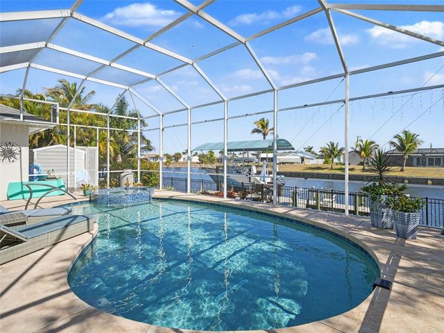 4256 BEACH VIEW COURT, Port Charlotte, FL 33948