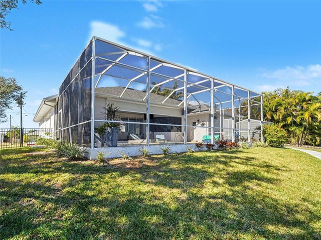 4256 BEACH VIEW COURT, Port Charlotte, FL 33948