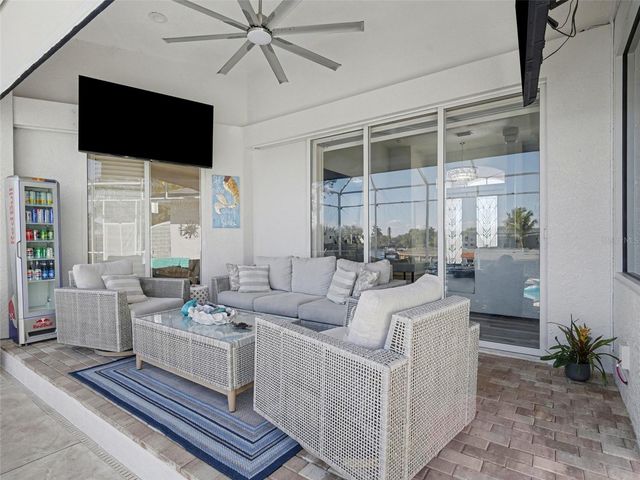 4256 BEACH VIEW COURT, Port Charlotte, FL 33948
