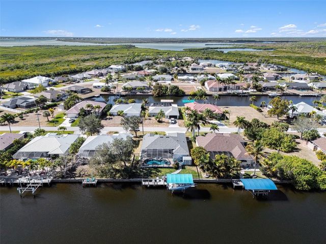 4256 BEACH VIEW COURT, Port Charlotte, FL 33948