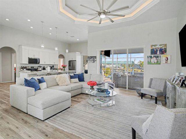 4256 BEACH VIEW COURT, Port Charlotte, FL 33948
