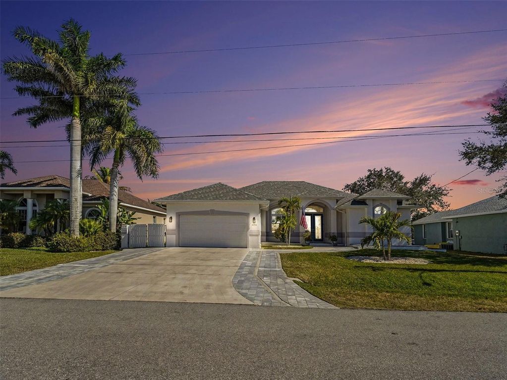 4256 BEACH VIEW COURT, Port Charlotte, FL 33948