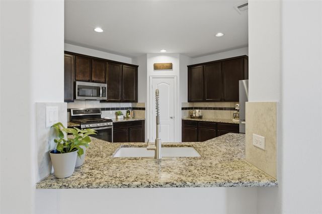 5863 Parma ST, Round Rock, TX 78665