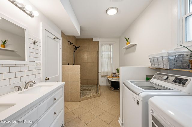 722 Camp St, Louisville, KY 40203