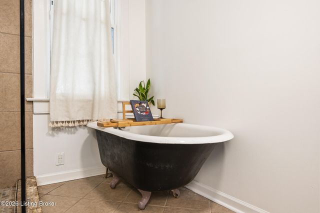 722 Camp St, Louisville, KY 40203