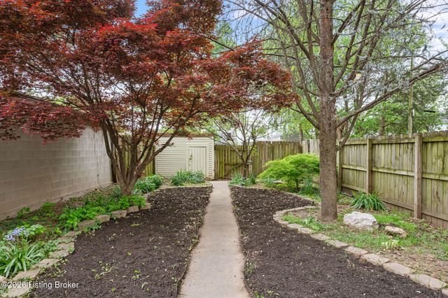 722 Camp St, Louisville, KY 40203