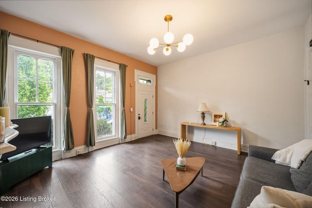 722 Camp St, Louisville, KY 40203