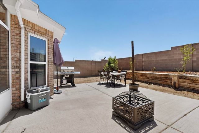 4940 Tb Catron Avenue NW, Albuquerque, NM 87114